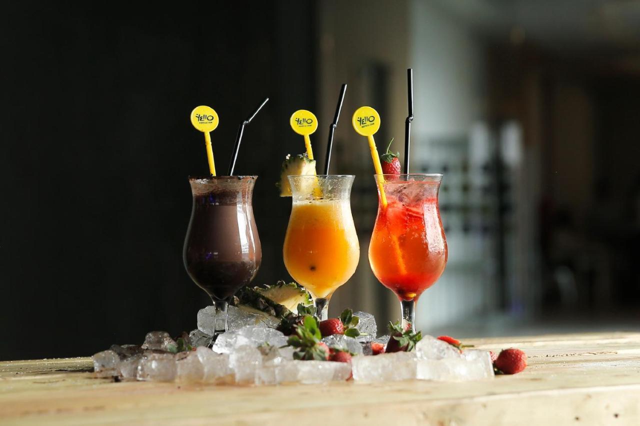 Yello Hotel Paskal Bandung Buitenkant foto